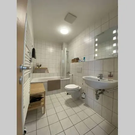 Gemuetliche In Zentraler Lage Lägenhet